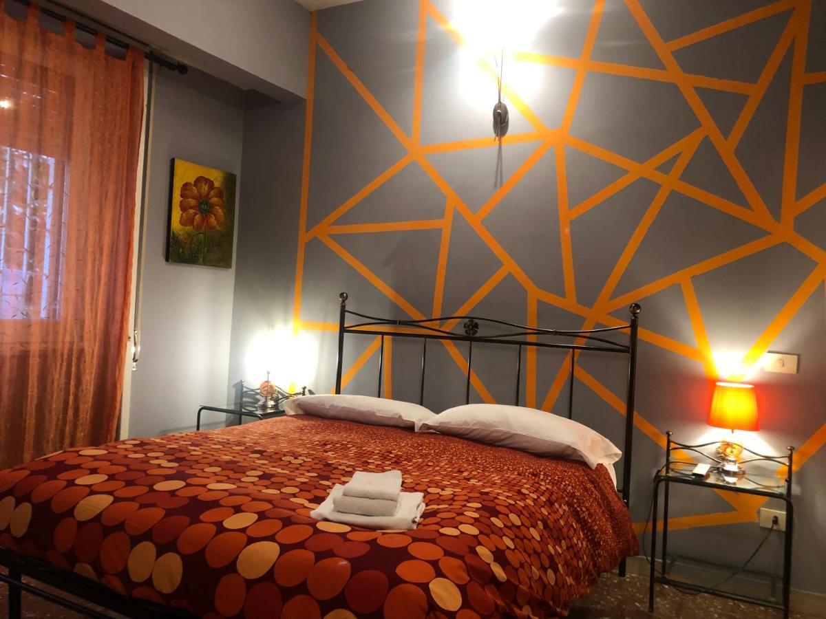 La Donna Garbata Bed & Breakfast Rome Exterior photo