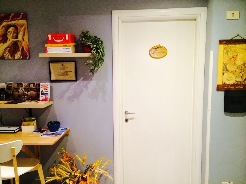 La Donna Garbata Bed & Breakfast Rome Room photo